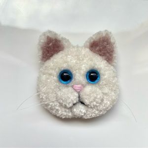 Cute handmade white Kitty Cat Head Brooch